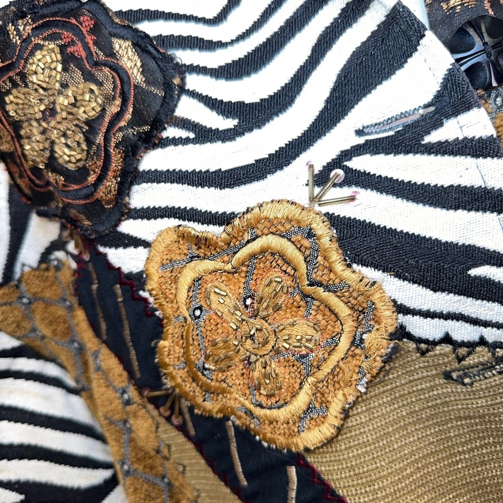 Vintage Statement Piece Button-Up Jacket With Flo… - image 3